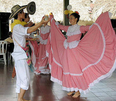 modern colombian clothing